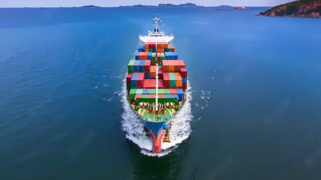 Prós e Contras do Transporte Marítimo,Tipos de Carga e os Principais Portos do Brasil
